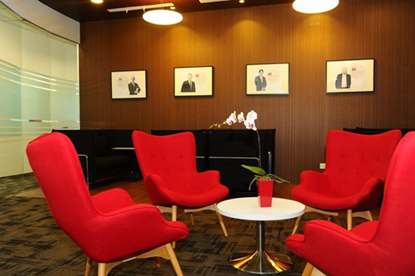 英国伦敦商业金融学院新加坡校区品质留学